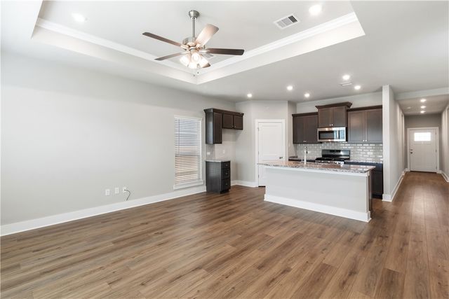 1220 Patriot Drive, College Station, TX 77845