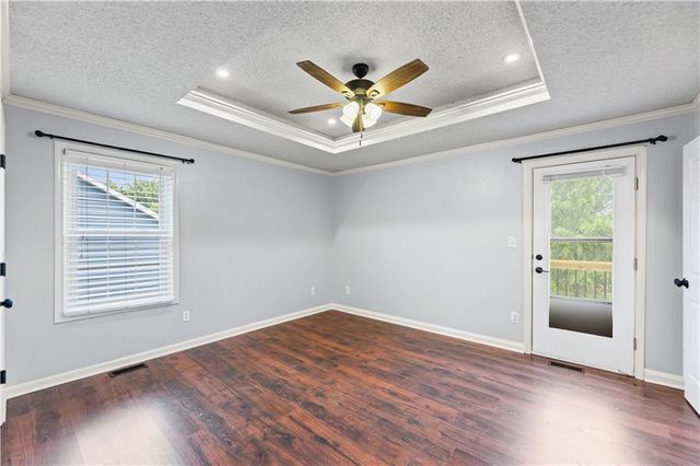 16400 Speaker Avenue, Belton, MO 64012