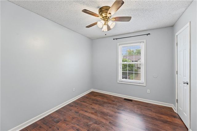 16400 Speaker Avenue, Belton, MO 64012