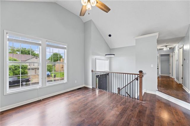 16400 Speaker Avenue, Belton, MO 64012