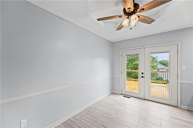 16400 Speaker Avenue, Belton, MO 64012