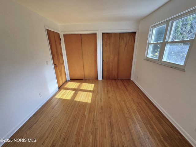 2707 Arthur Street, Oregon, OH 43616