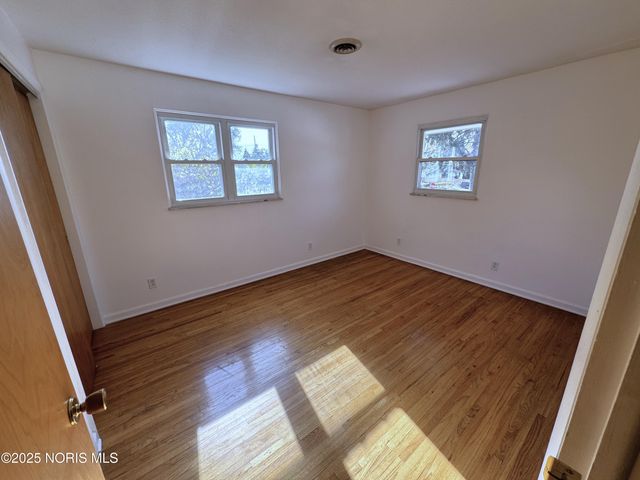 2707 Arthur Street, Oregon, OH 43616