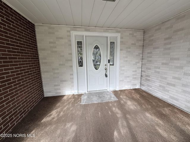 2707 Arthur Street, Oregon, OH 43616