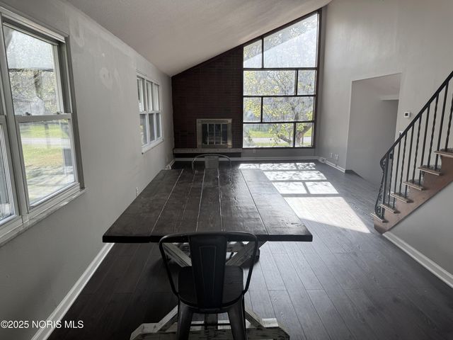 2707 Arthur Street, Oregon, OH 43616