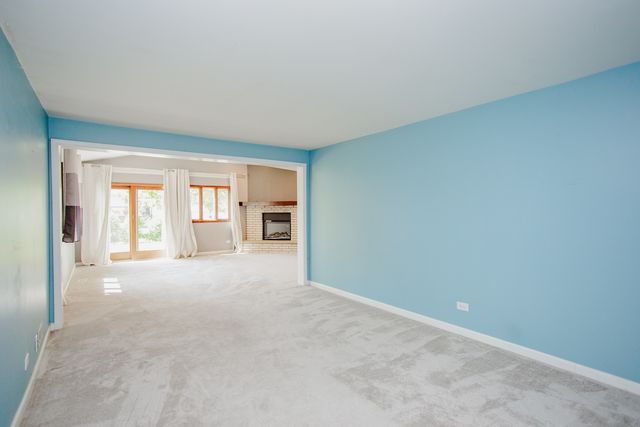 1481 Chaffee Court, Elk Grove Village, IL 60007
