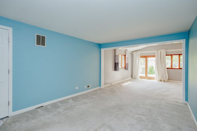 1481 Chaffee Court, Elk Grove Village, IL 60007
