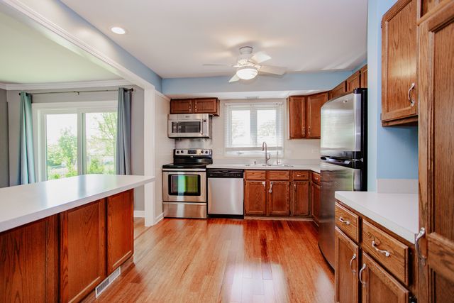 1481 Chaffee Court, Elk Grove Village, IL 60007