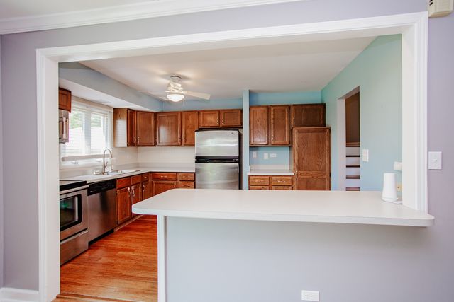 1481 Chaffee Court, Elk Grove Village, IL 60007