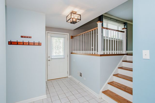 1481 Chaffee Court, Elk Grove Village, IL 60007