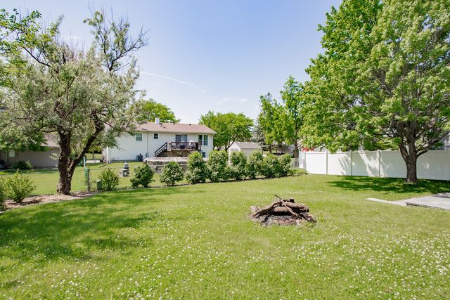 1481 Chaffee Court, Elk Grove Village, IL 60007