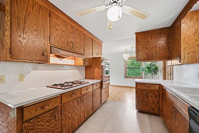 12919 5th Avenue S, Burnsville, MN 55337