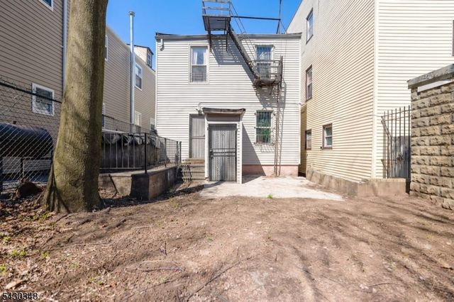 58 11Th Ave, Newark City, NJ 07107