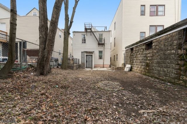 58 11Th Ave, Newark City, NJ 07107