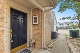 3635 Garden Brook Drive 21100, Farmers Branch, TX 75234