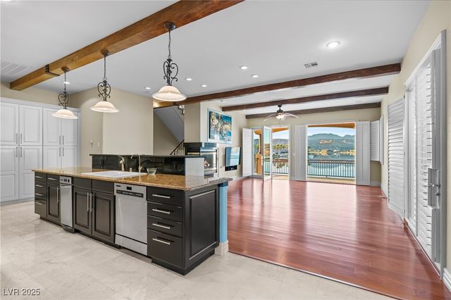 19 Via Del Garda, Henderson, NV 89011