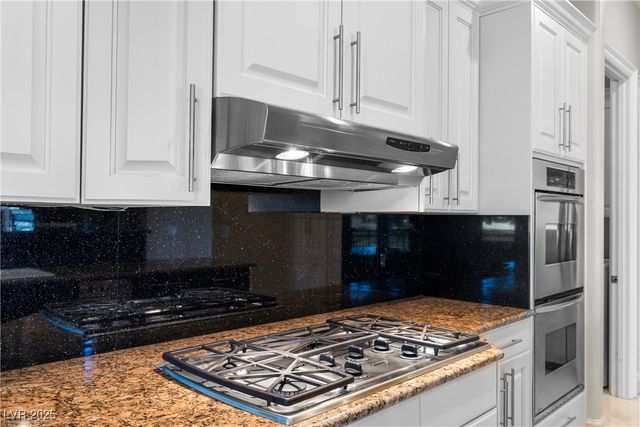 19 Via Del Garda, Henderson, NV 89011