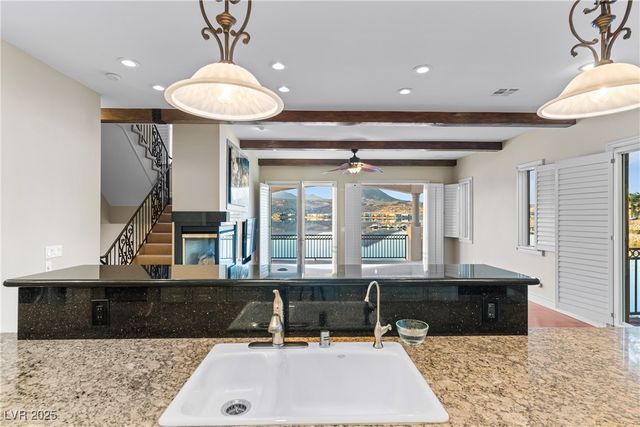 19 Via Del Garda, Henderson, NV 89011