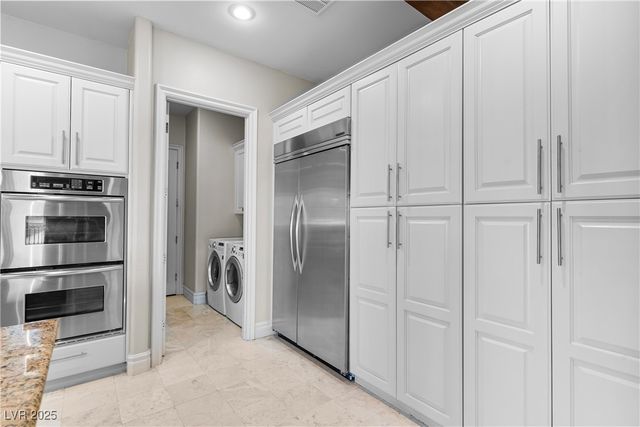 19 Via Del Garda, Henderson, NV 89011