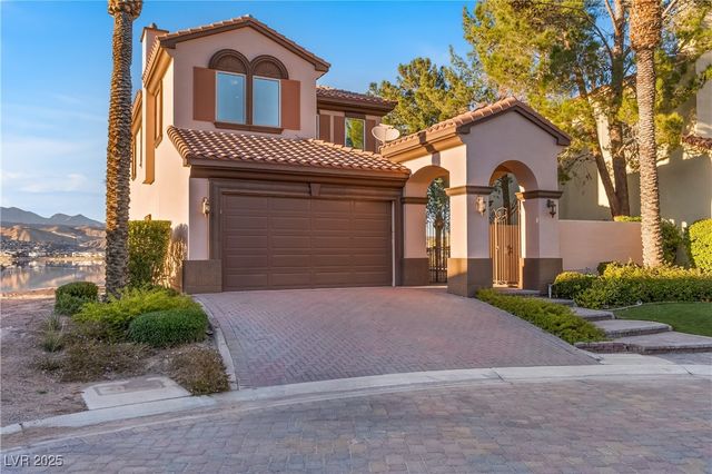 19 Via Del Garda, Henderson, NV 89011