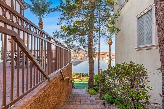 19 Via Del Garda, Henderson, NV 89011