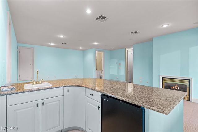 19 Via Del Garda, Henderson, NV 89011