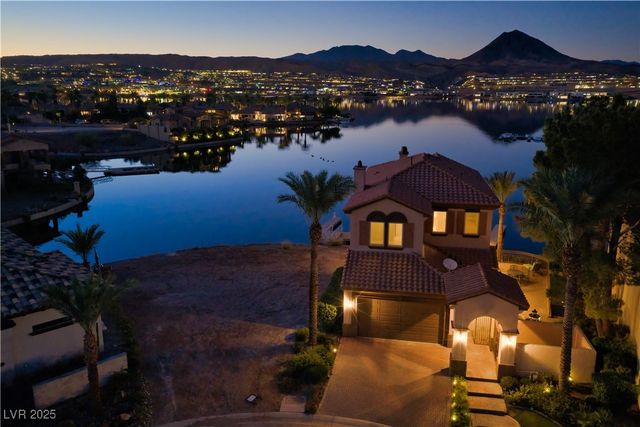 19 Via Del Garda, Henderson, NV 89011