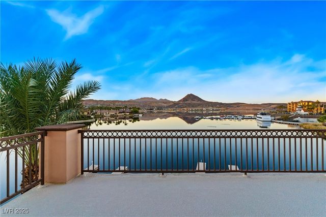 19 Via Del Garda, Henderson, NV 89011