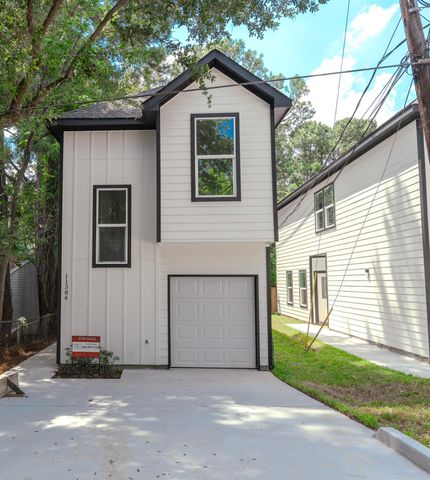 11384 Underwood Street, Willis, TX 77318