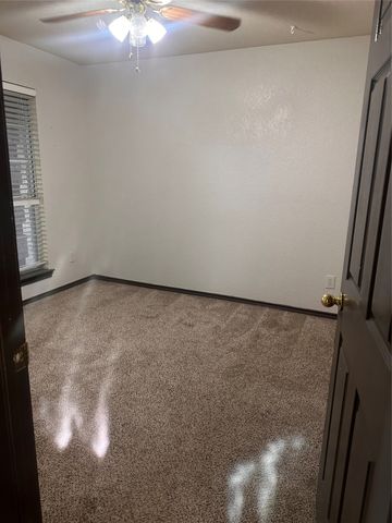 501 Brookfield Drive, Boyd, TX 76023