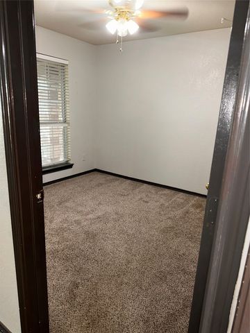 501 Brookfield Drive, Boyd, TX 76023
