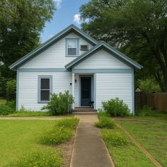 432 S 1st Street, Hewitt, TX 76643