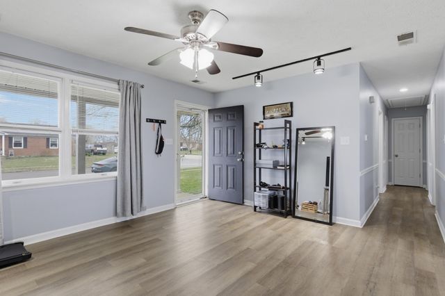 101 Lauren Drive, Nicholasville, KY 40356