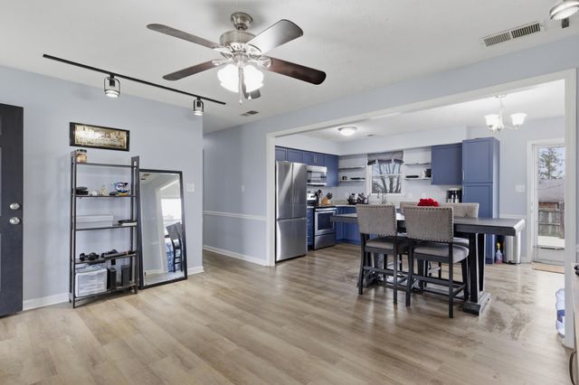 101 Lauren Drive, Nicholasville, KY 40356