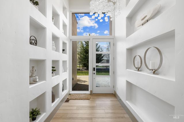 3160 N Duane Dr., Meridian, ID 83646