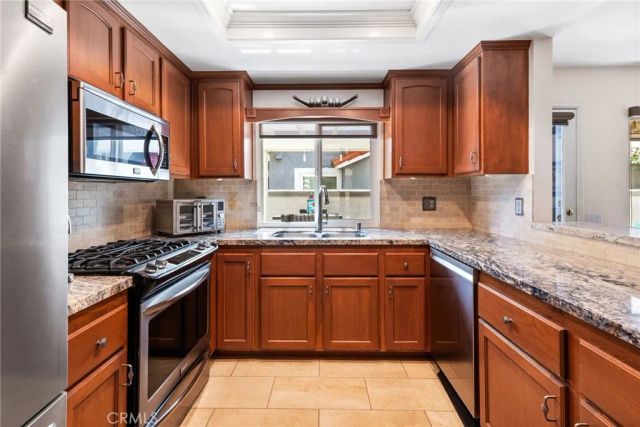 2864 Mill Creek, Ontario, CA 91761