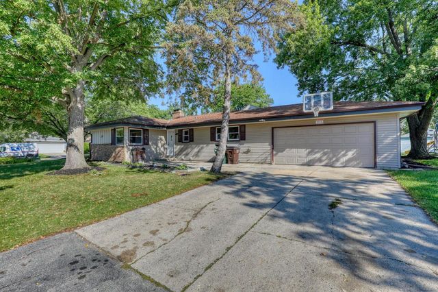5406 N Shasta DRIVE, Glendale, WI 53209