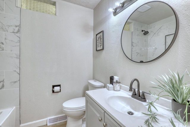 5406 N Shasta DRIVE, Glendale, WI 53209