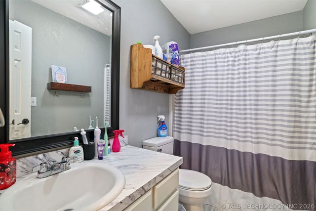 462 Allen, Calera, OK 74730