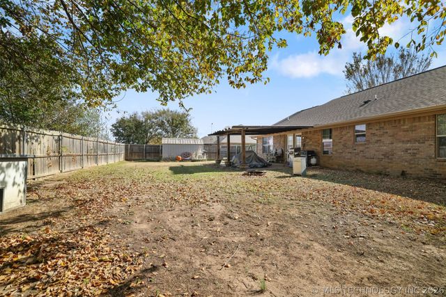 462 Allen, Calera, OK 74730