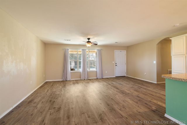 462 Allen, Calera, OK 74730