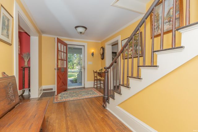 6531 Oak Hill Road, Evansville, IN 47725