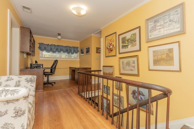 6531 Oak Hill Road, Evansville, IN 47725