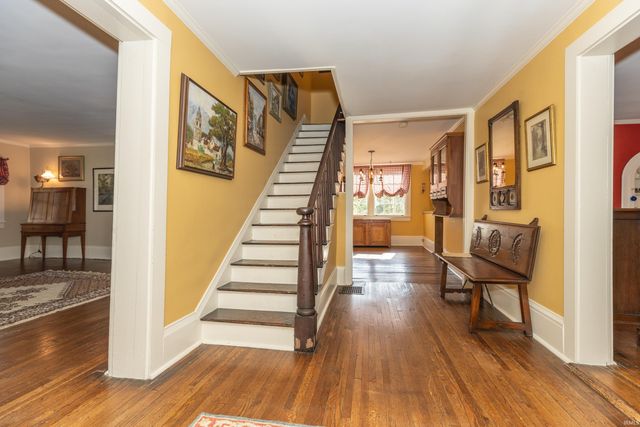 6531 Oak Hill Road, Evansville, IN 47725