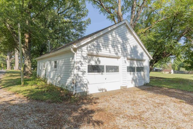 6531 Oak Hill Road, Evansville, IN 47725