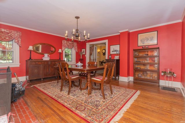 6531 Oak Hill Road, Evansville, IN 47725