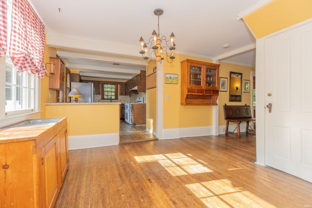6531 Oak Hill Road, Evansville, IN 47725