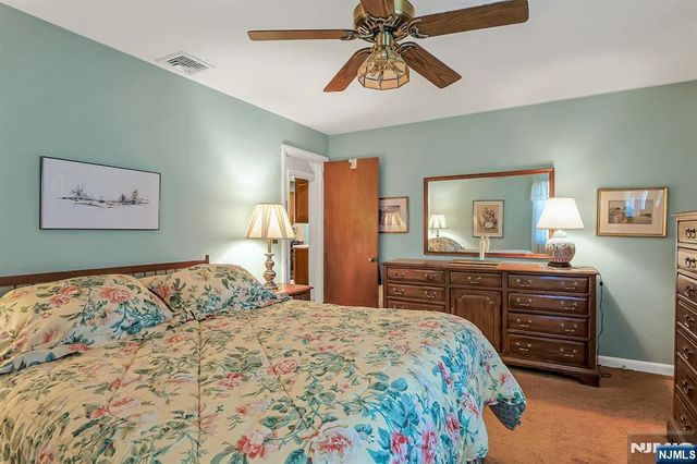 149 Park Drive, New Milford, NJ 07646