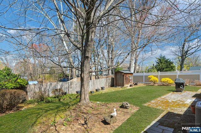 149 Park Drive, New Milford, NJ 07646