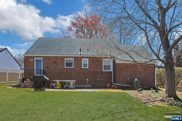 149 Park Drive, New Milford, NJ 07646